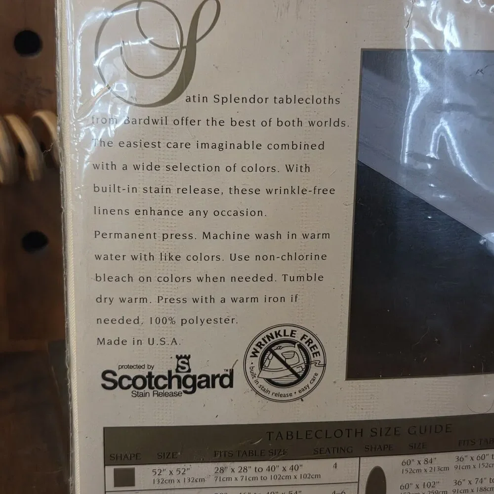Satin Splendor Wrinkle Free Scotchguard 60x84” Ivory Oblong VTG New